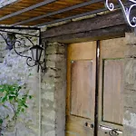 Semesterbostad Borgo Di Laglio